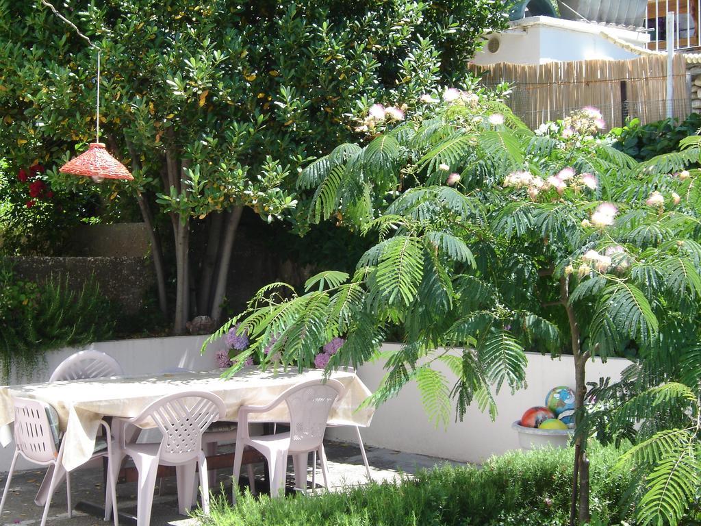 Apartmani Luna Đảo Hvar Ngoại thất bức ảnh
