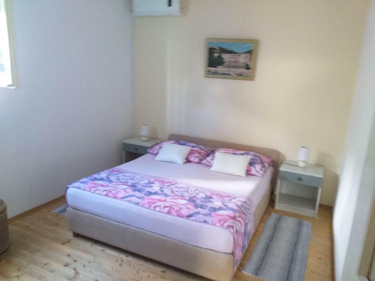 Apartmani Luna Đảo Hvar Ngoại thất bức ảnh